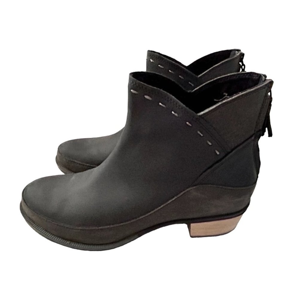 Chaco Cataluna Ankle Boots Size 9
